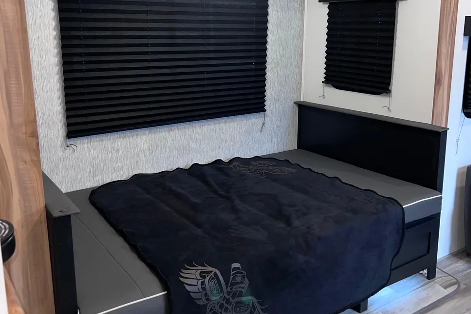 Shane’s Coachmen Express