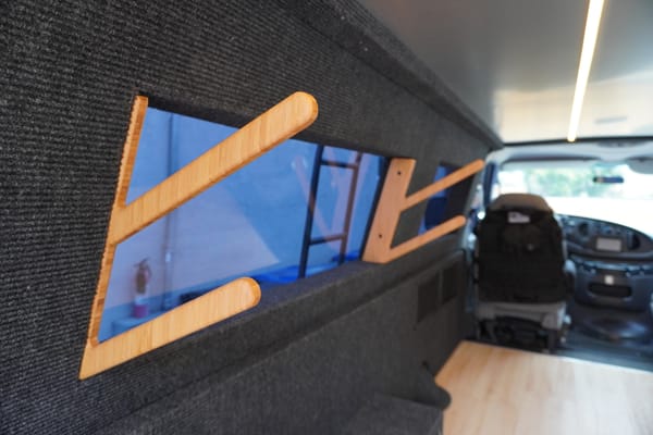 Jack 's Ford E350 Class B