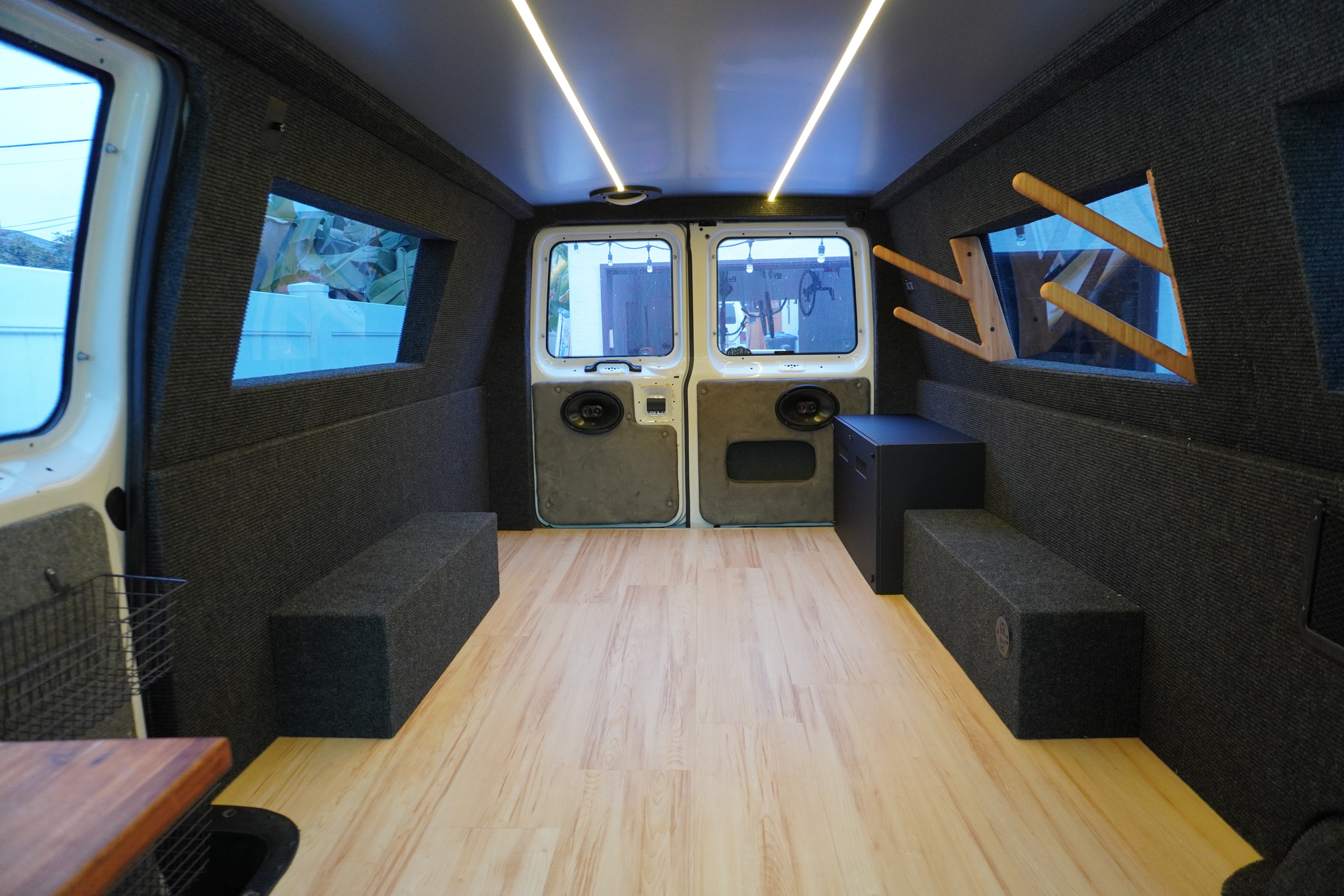 Jack 's Ford E350 Class B