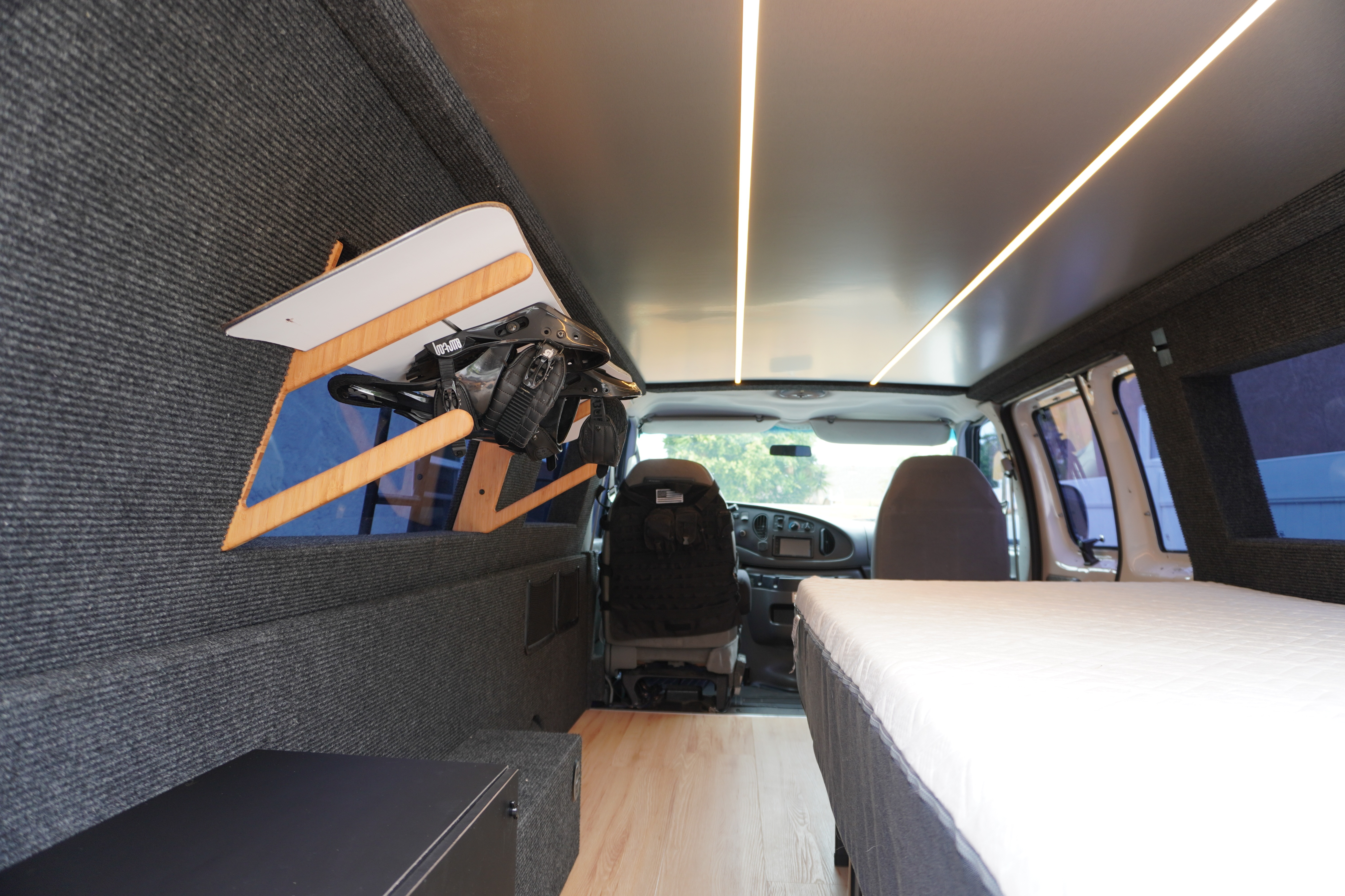 Jack 's Ford E350 Class B