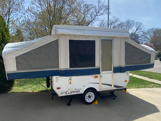 2010 Clipper sport 106 pop up camper