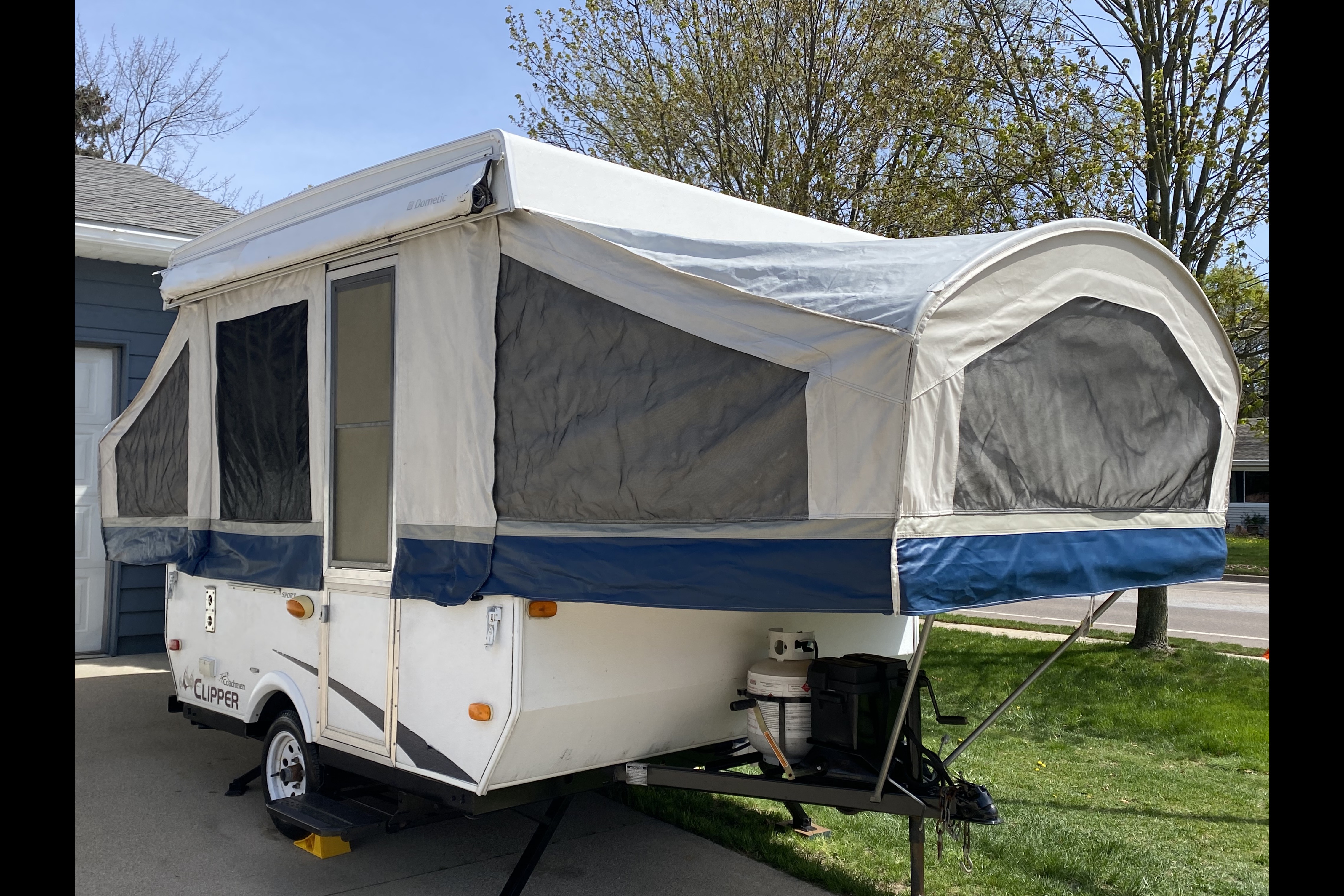 2010 Clipper sport 106 pop up camper