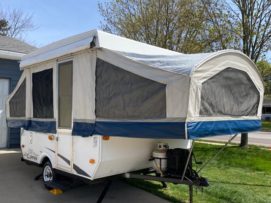2010 Clipper sport 106 pop up camper