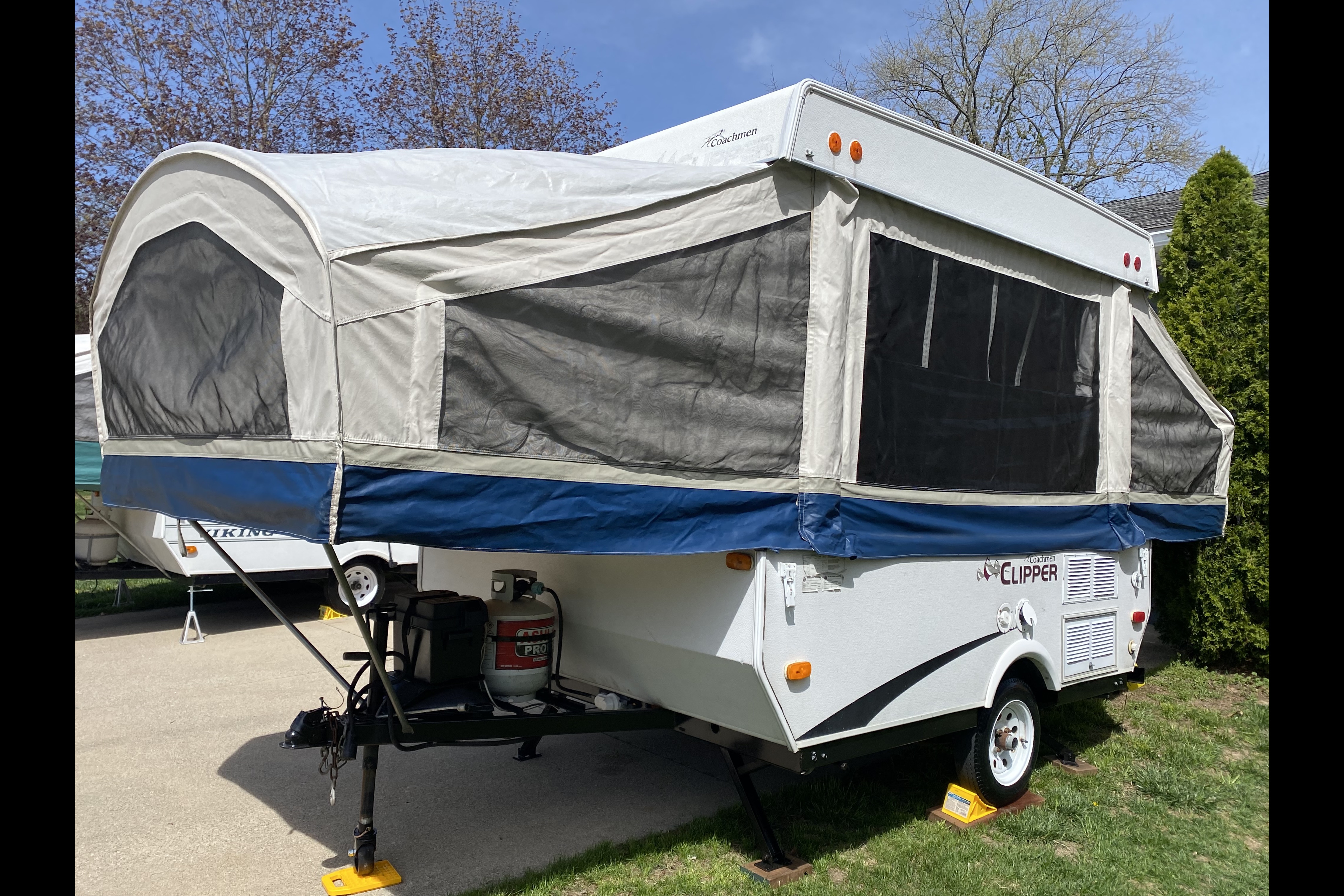2010 Clipper sport 106 pop up camper