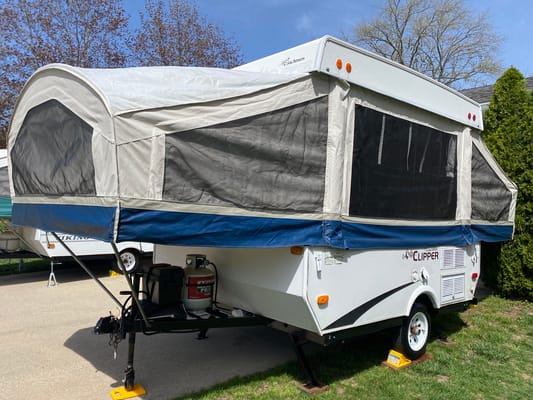2010 Clipper sport 106 pop up camper