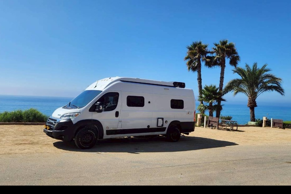 Wayne's Winnebago Solis 59px Class B