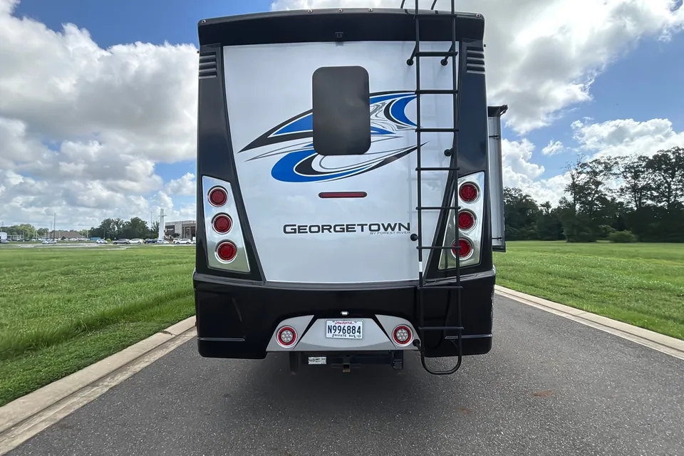 Luxury 2022 Georgetown  GT7-Travel and Camp in style