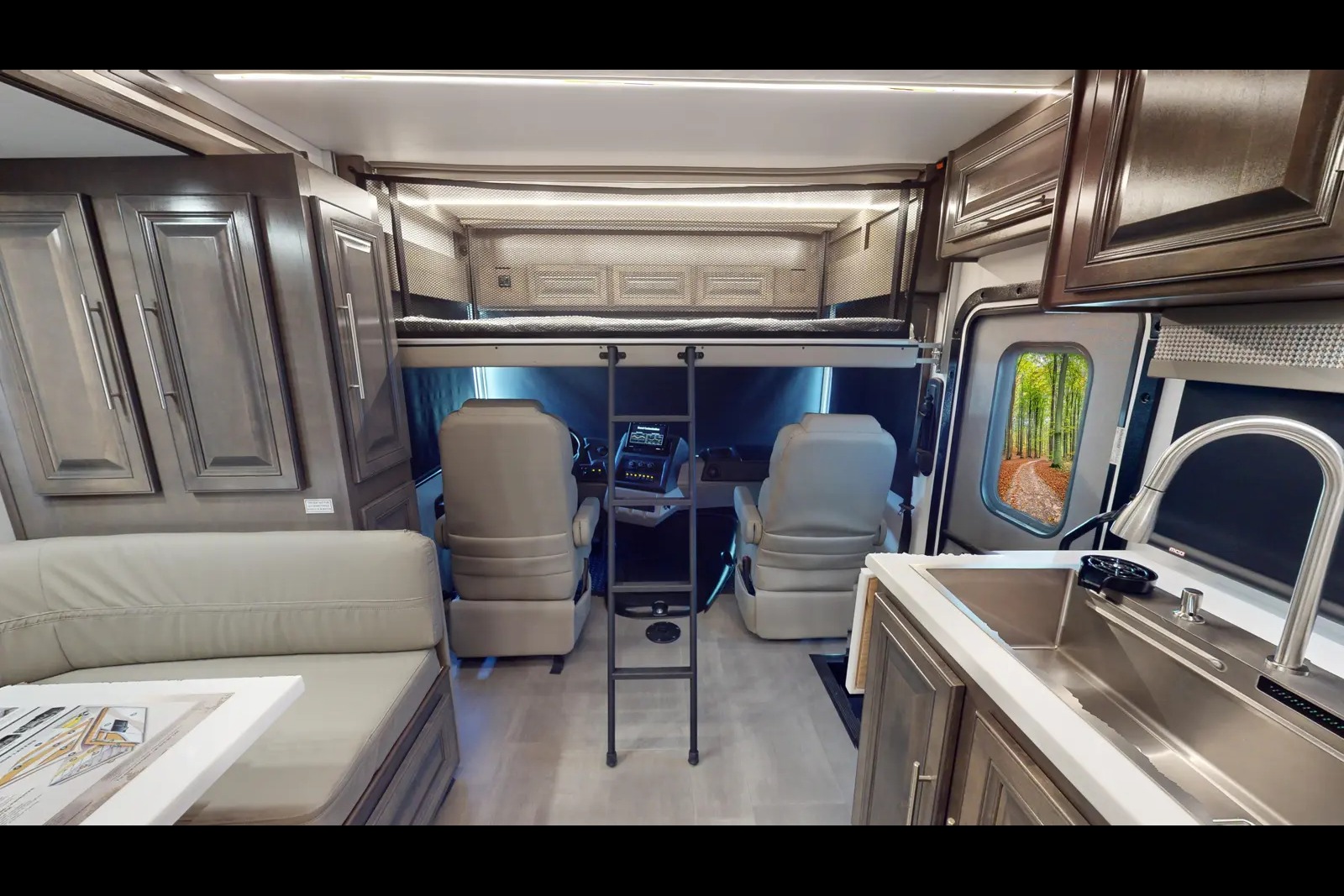 Luxury 2022 Georgetown  GT7-Travel and Camp in style