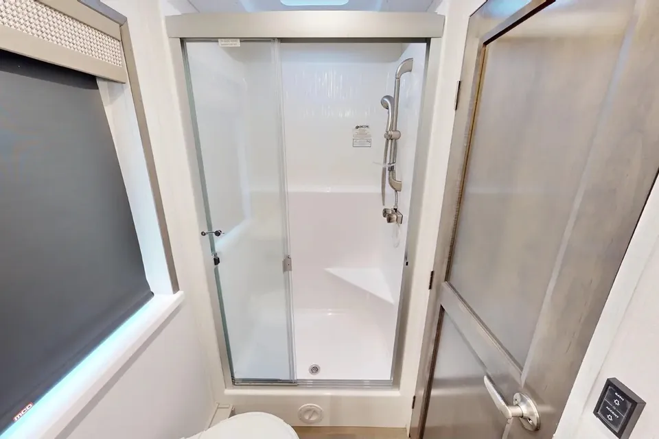 Luxury 2022 Georgetown  GT7-Travel and Camp in style