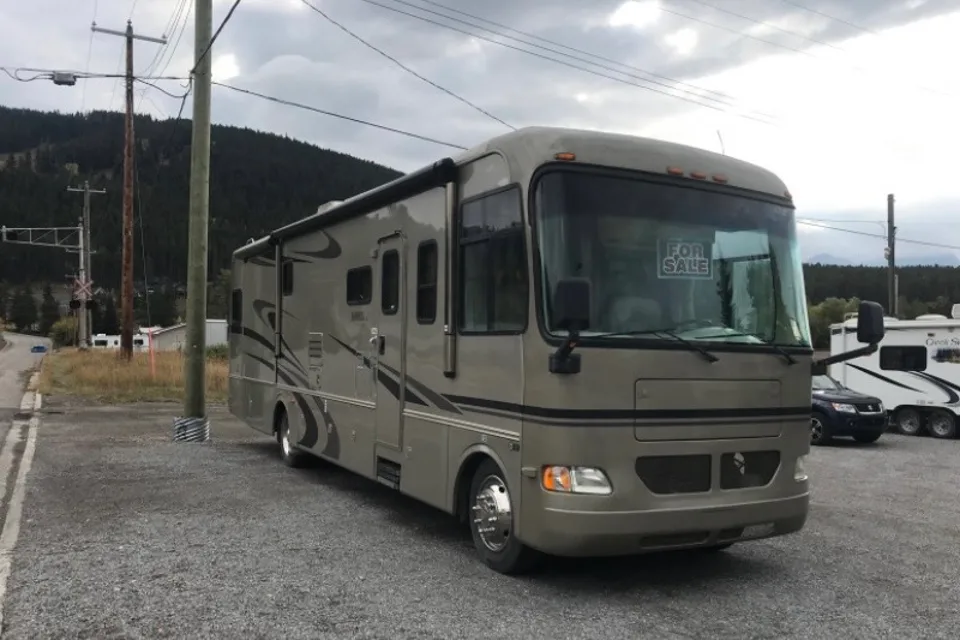 Eric's Monaco Holiday Rambler 37 Class A