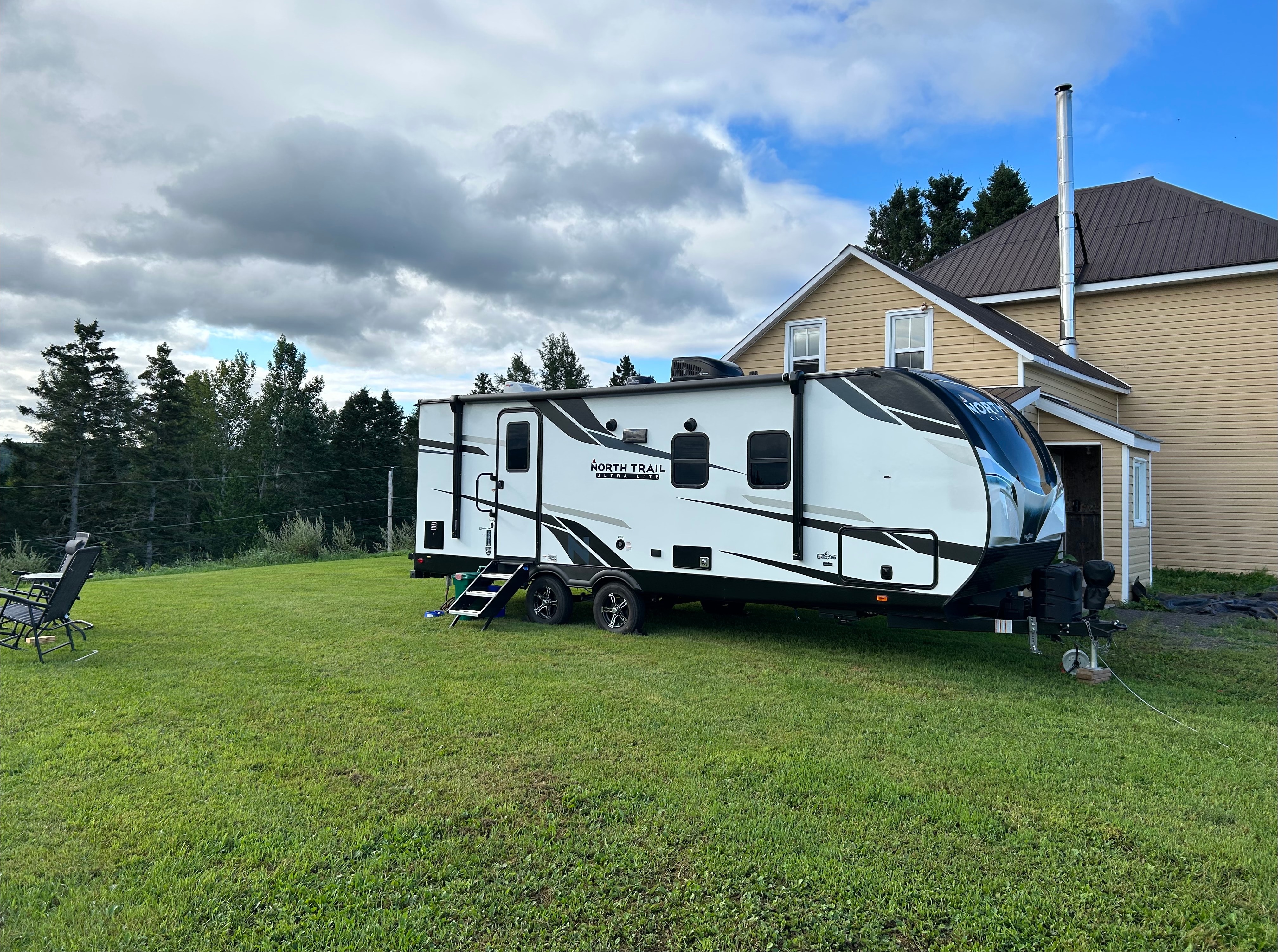 Heartland North Trail Ultra Lite 22CRB Roulotte