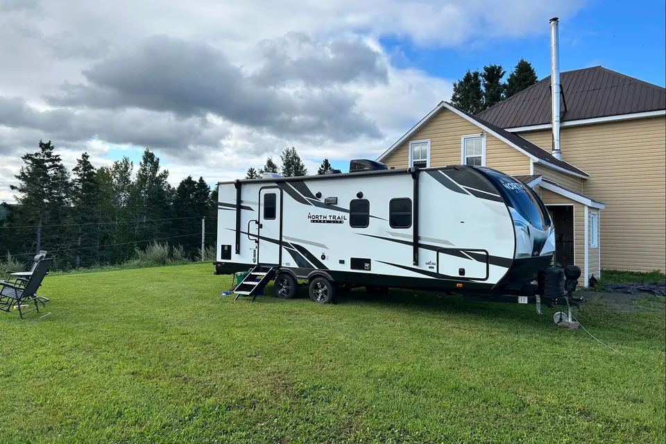 Heartland North Trail Ultra Lite 22CRB Roulotte