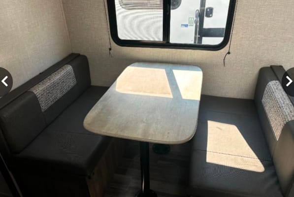 The ZEN Zinger Travel Trailer Like New!