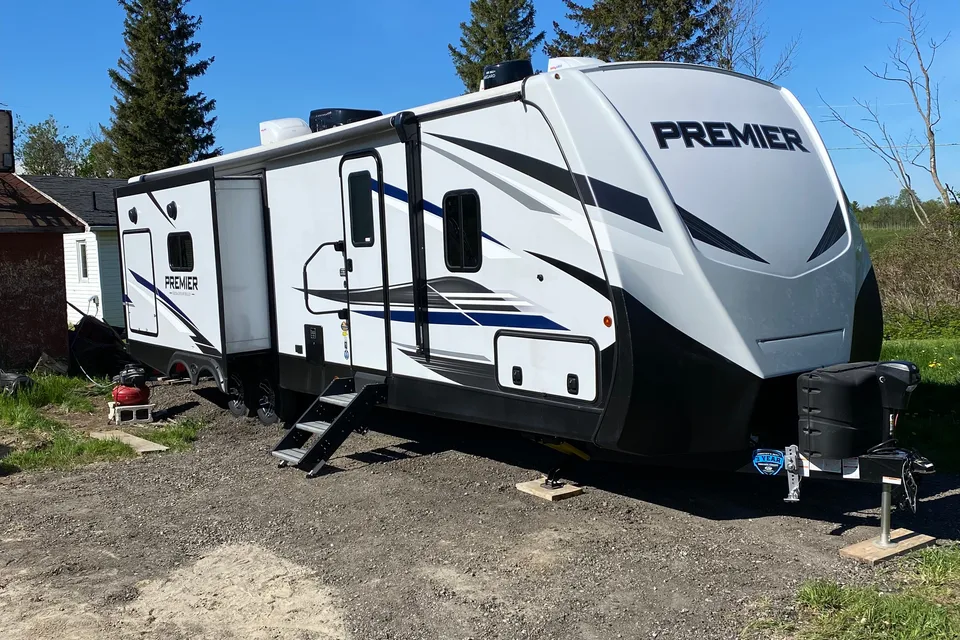 RBZ's Keystone Premier Ultra Lite By Bullet Travel Trailer
