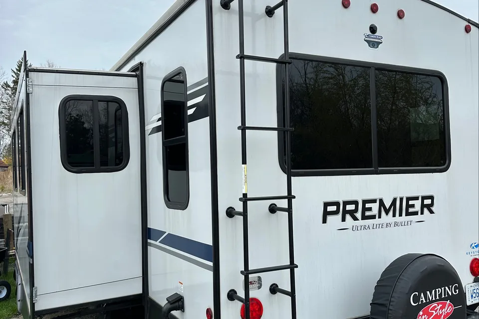 RBZ's Keystone Premier Ultra Lite By Bullet Travel Trailer