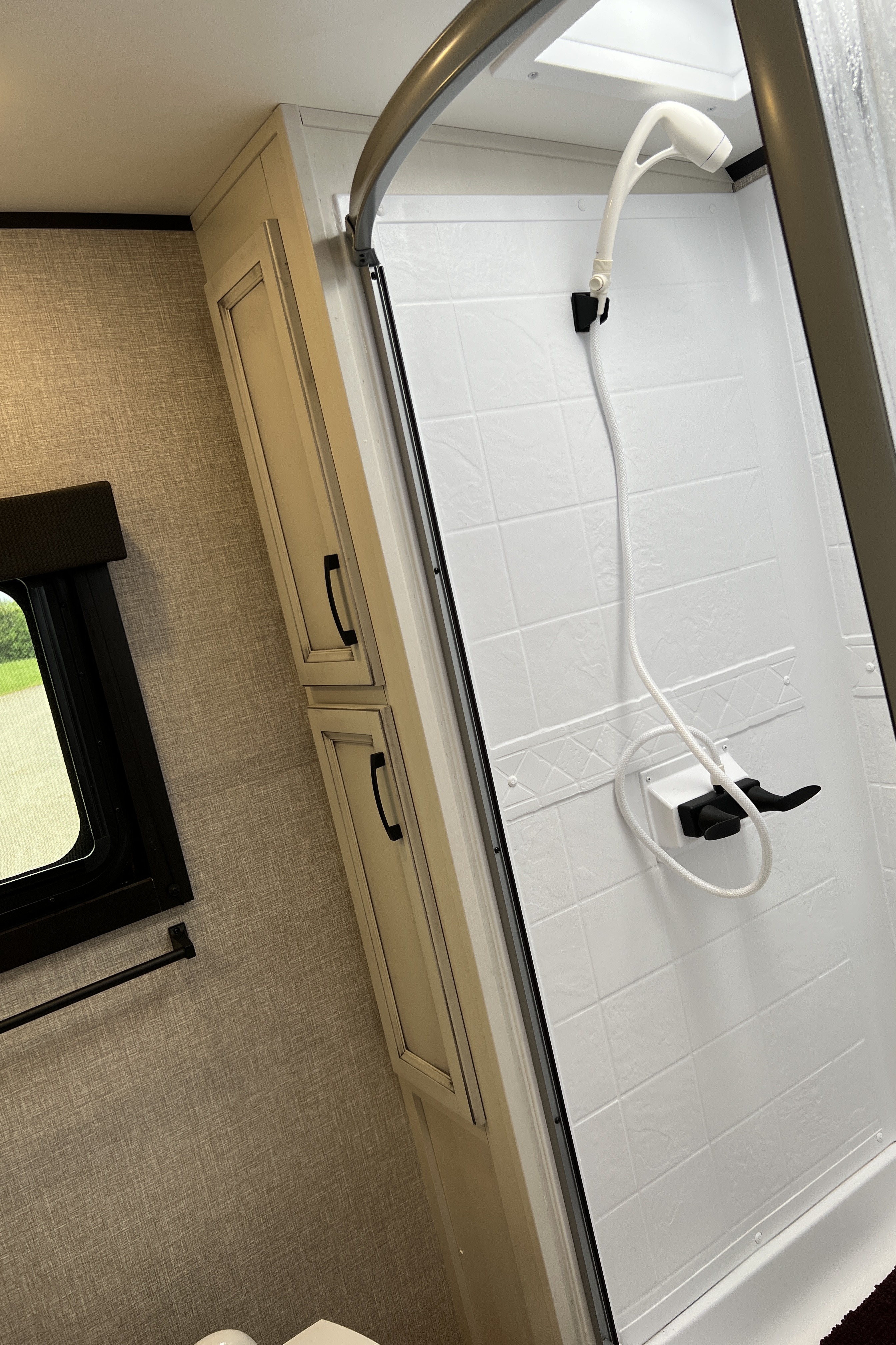 Couples Glamping In Comfort