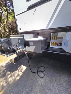 2018 Surveyor 247BH Dog Friendly + Bunkhouse + Island, Sleeps 8