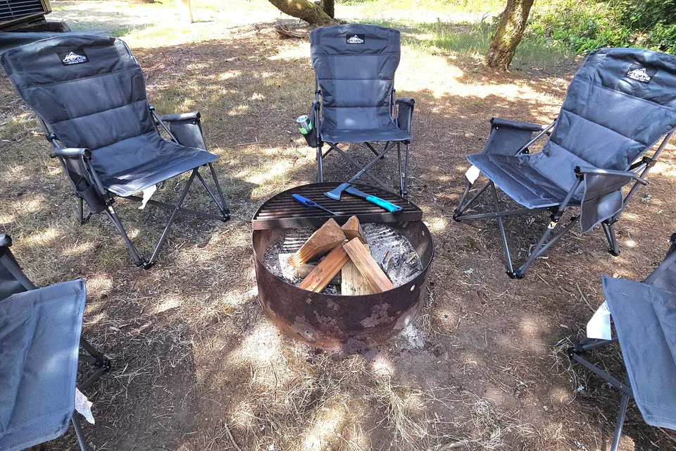 2018 Surveyor 247BH Dog Friendly + Bunkhouse + Island, Sleeps 8