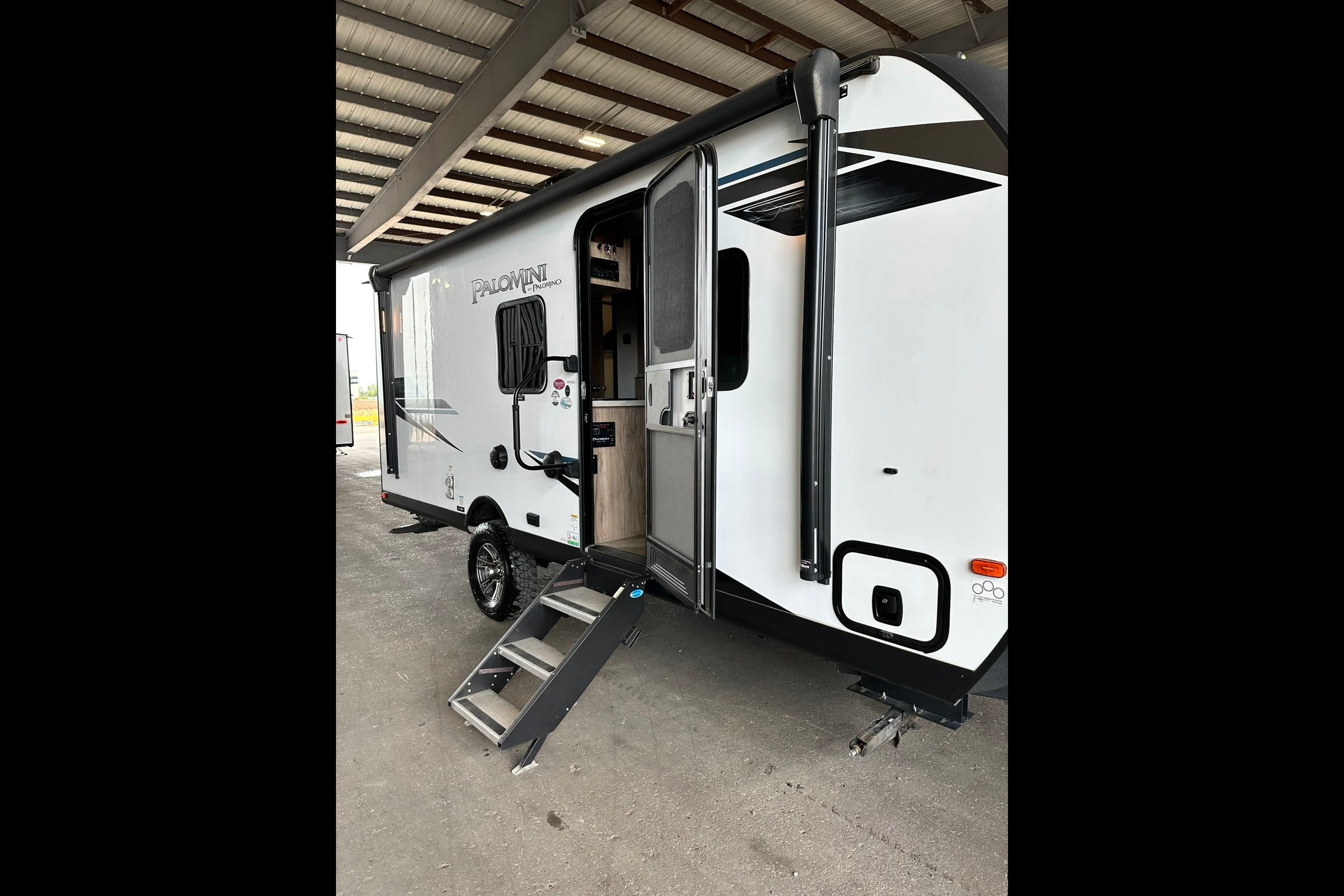 Adam's Palomino Palomini Travel Trailer