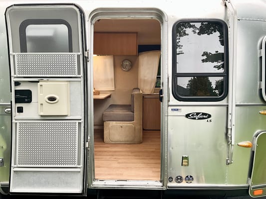 Airstream Safari Travel Trailer