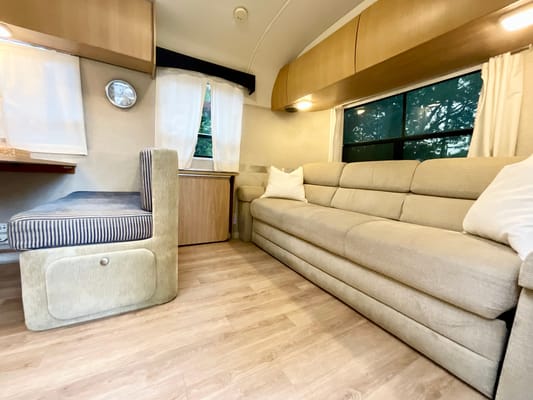 Airstream Safari Travel Trailer