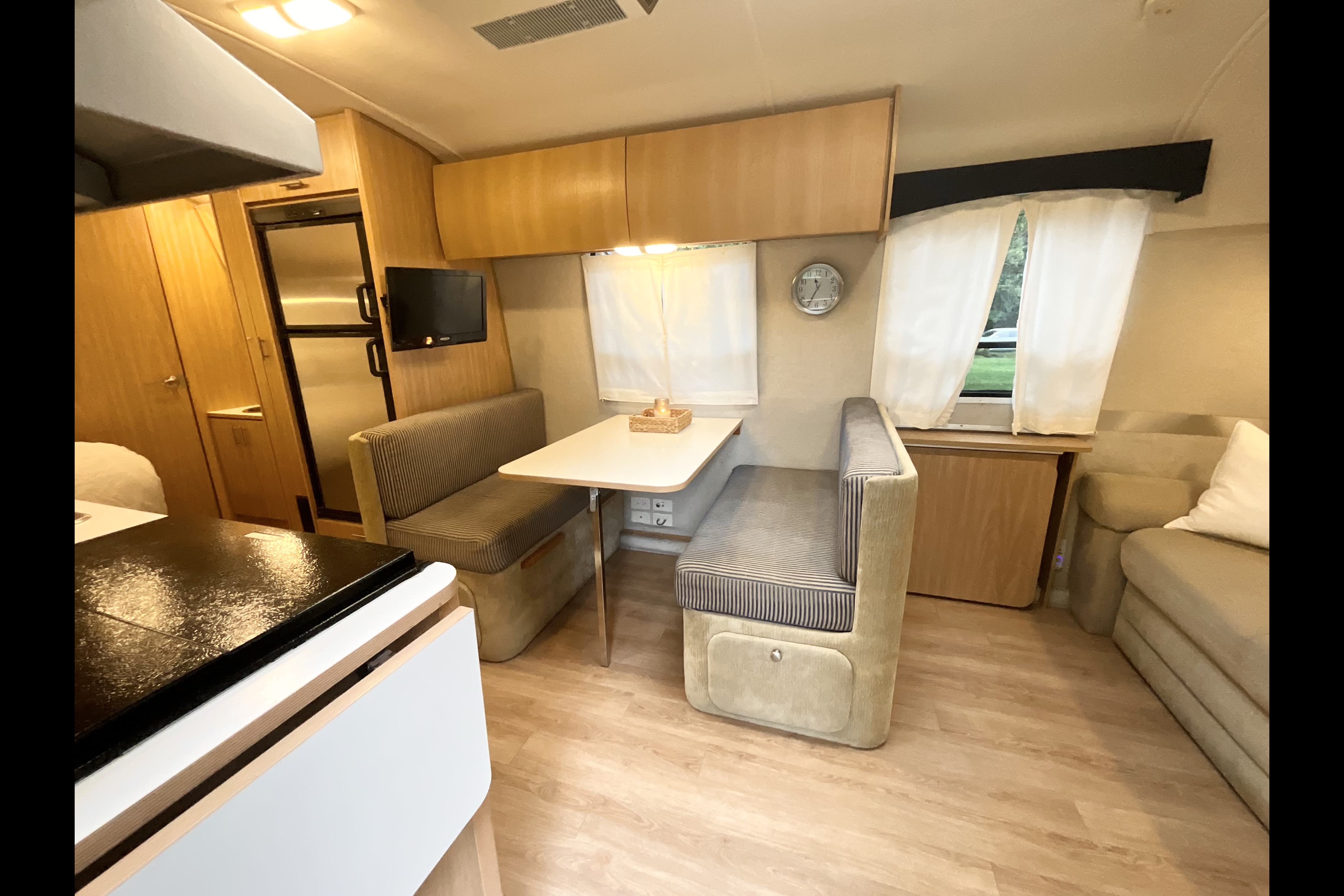 Airstream Safari Travel Trailer