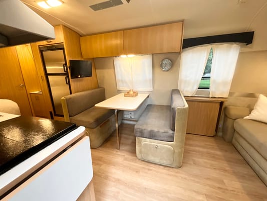Airstream Safari Travel Trailer