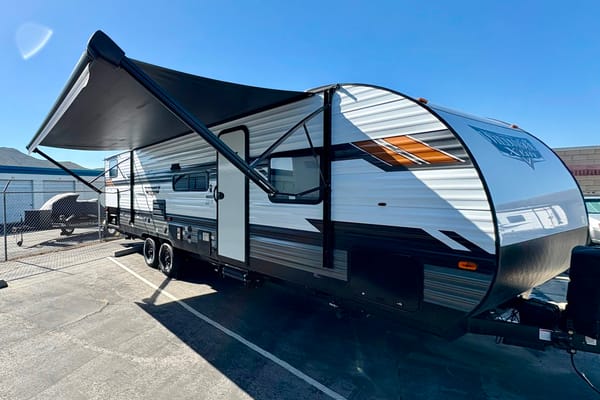 TKG Forest River Wildwood 273QBXL Travel Trailer
