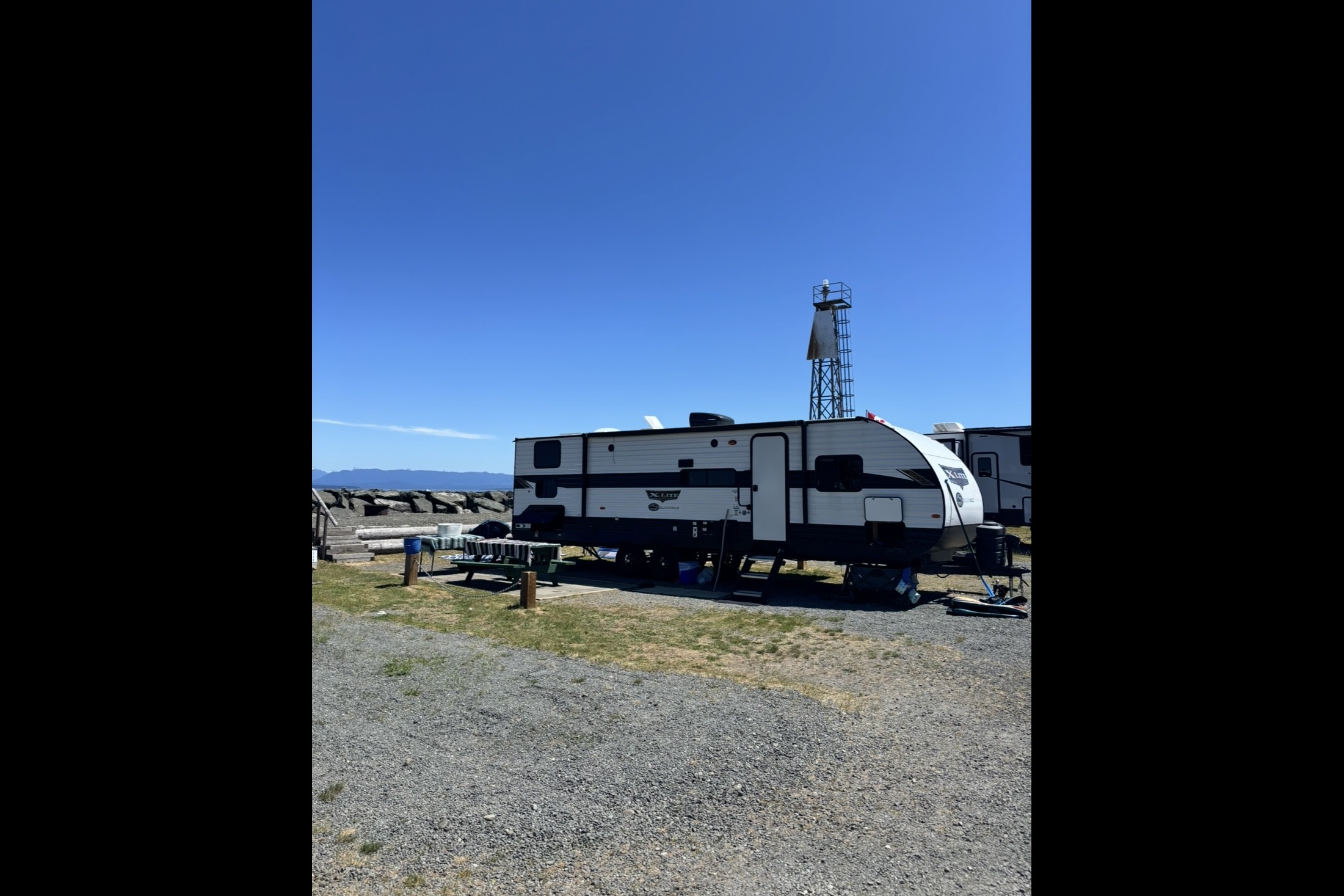 2024 Wildwood X-Lite - Family Friendly Bunkhouse Adventure!