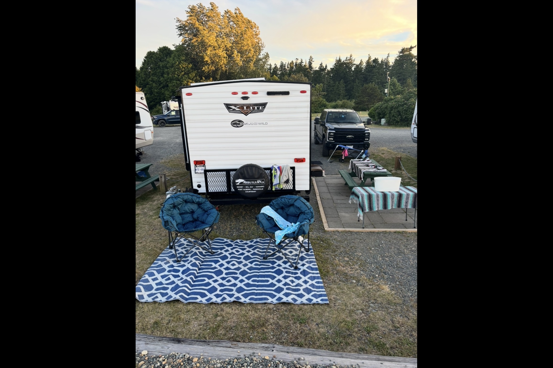 2024 Wildwood X-Lite - Family Friendly Bunkhouse Adventure!