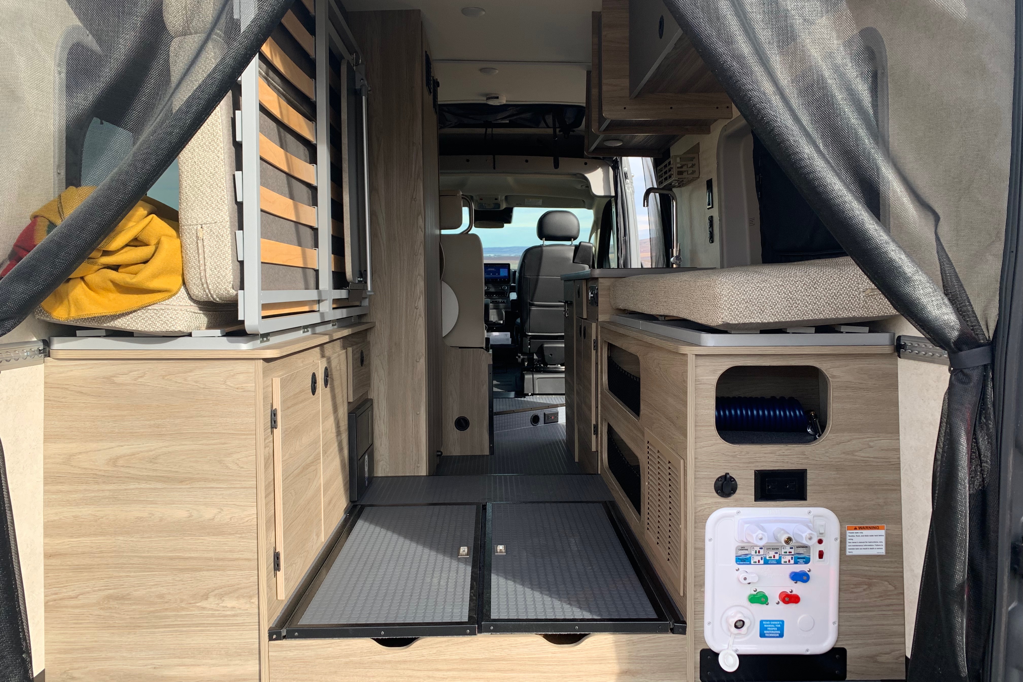 2025 Vandalf the Grey Winnebago Solis 59px Class B