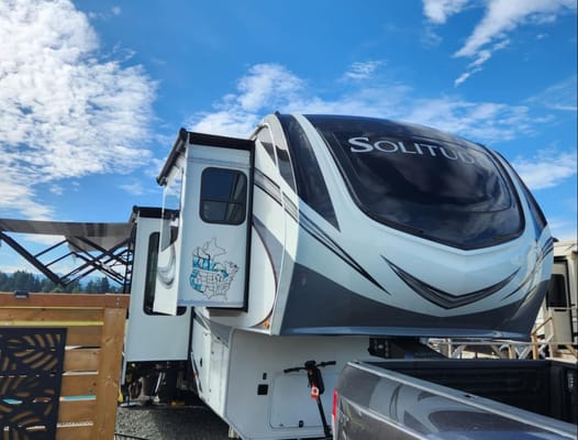 Luxury 5th Wheel | Front Living & High-End Comfort - 2021 Grand Design Solitude 346FLS - WE DELIVER!