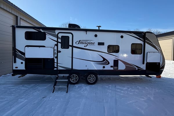 James's 2800bh Grand Design Imagine Travel Trailer