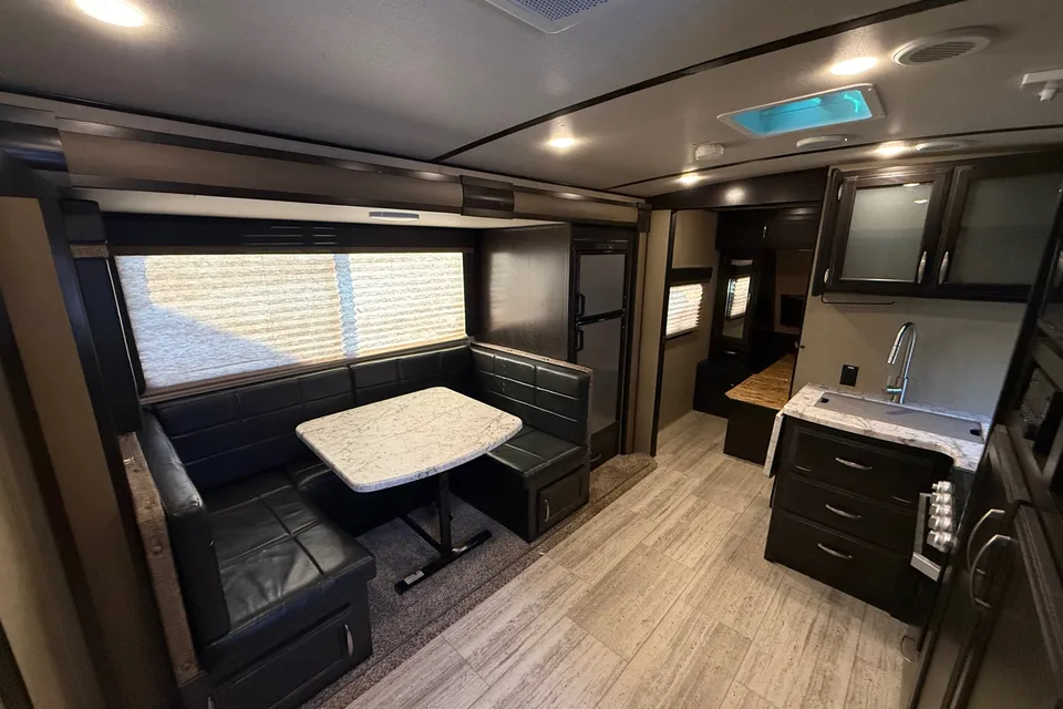 James's 2800bh Grand Design Imagine Travel Trailer