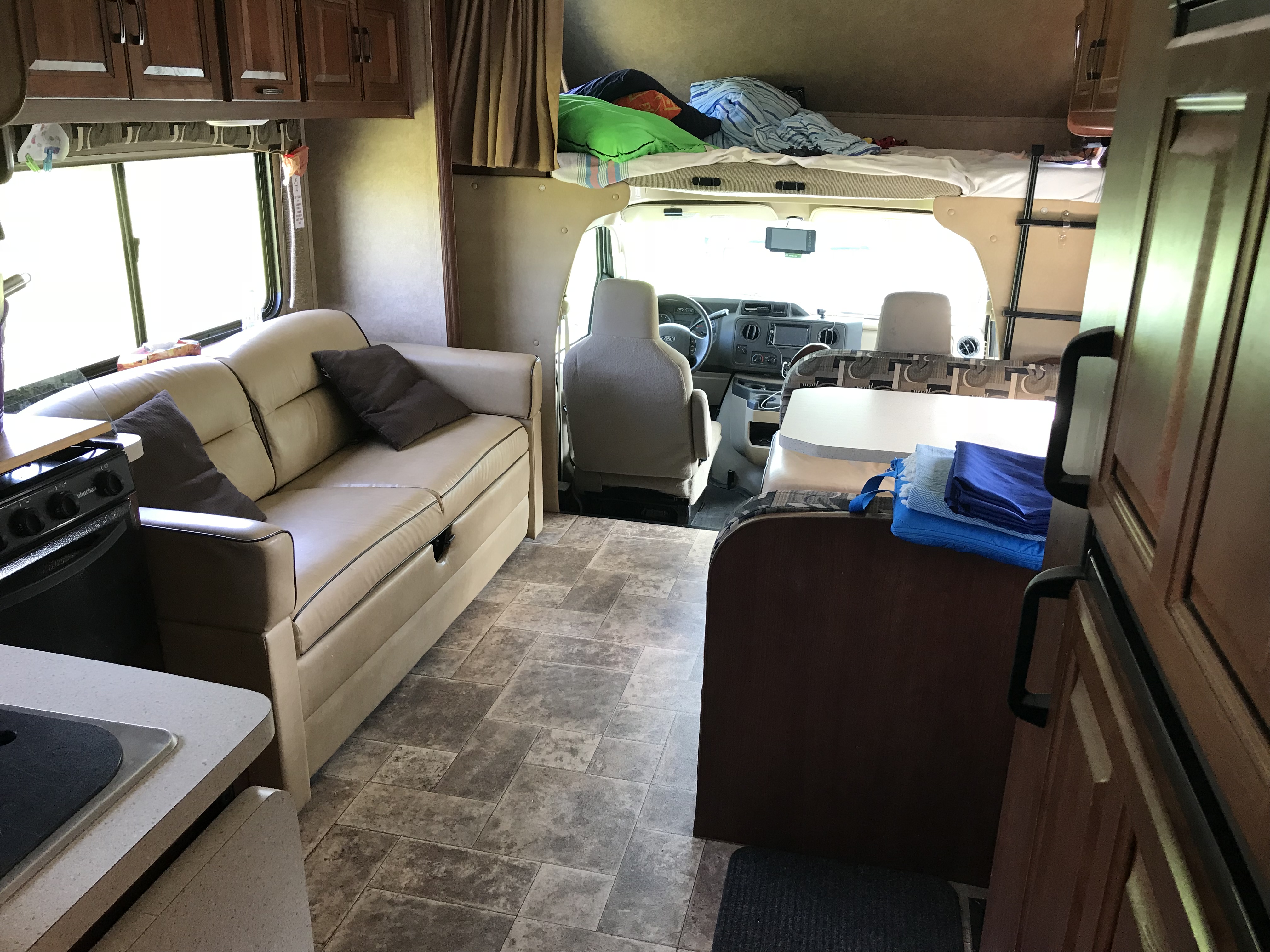 2015 - Forest river sunseeker 3170