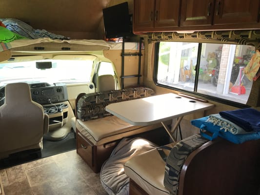 2015 - Forest river sunseeker 3170