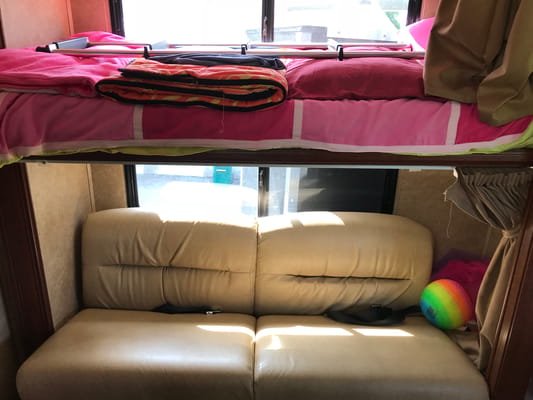 2015 - Forest river sunseeker 3170