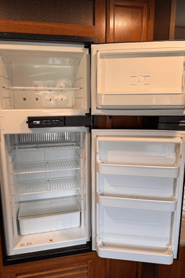 Shelley's Starcraft 25BHS AR-ONE-MAX Travel Trailer