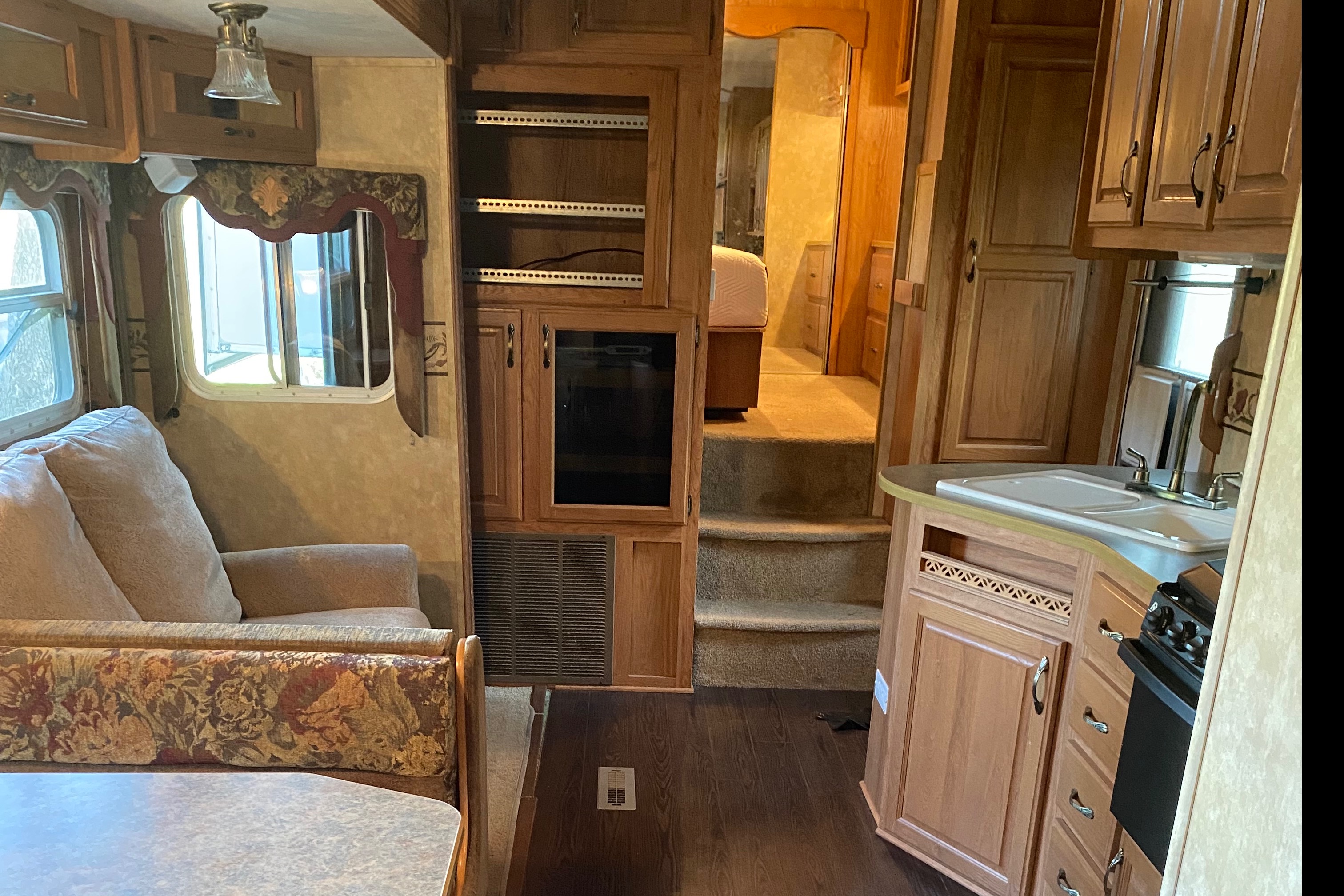 Craven Comfort Jayco Eagle Fifth Wheel