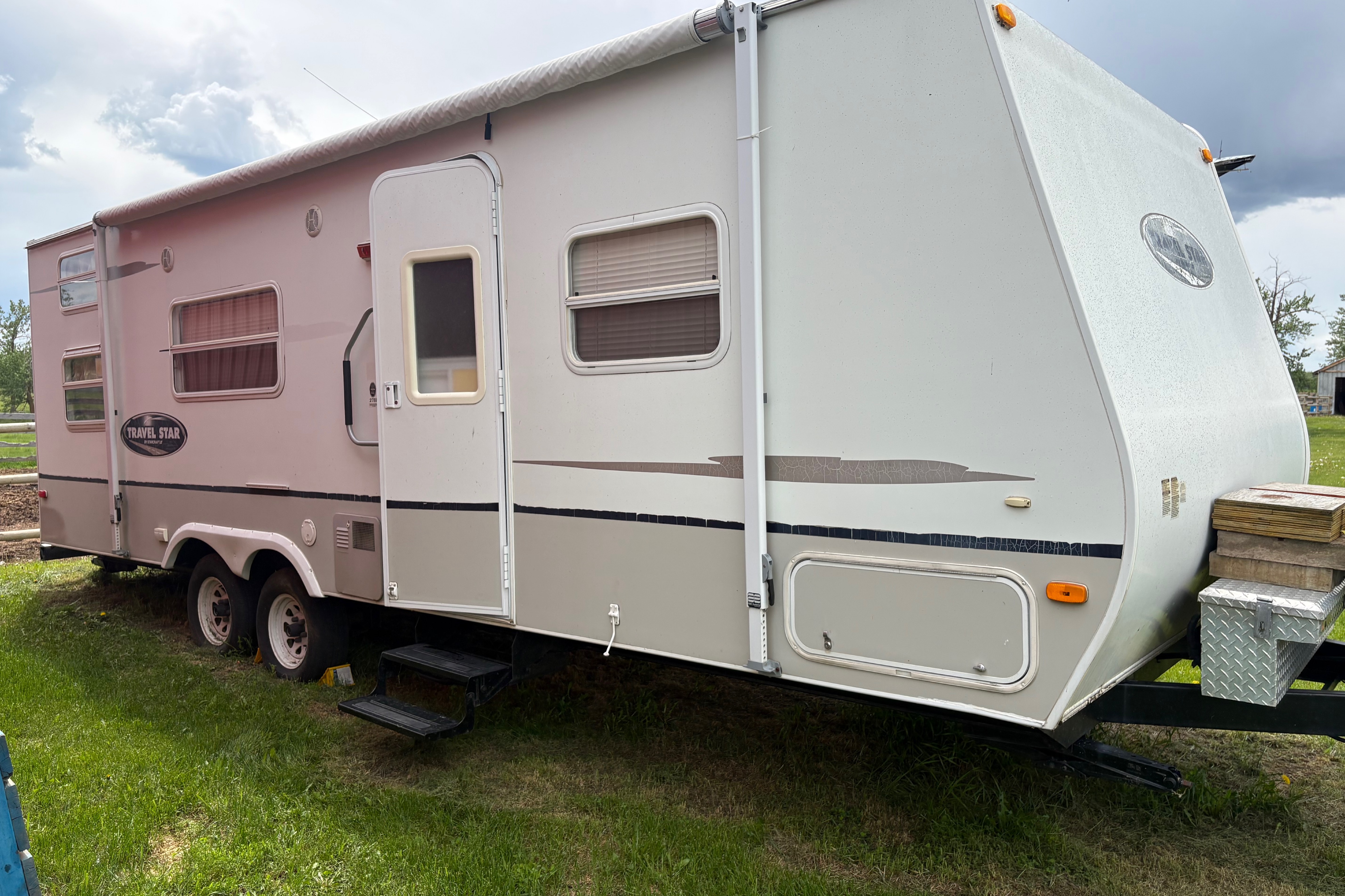 L and K’s Starcraft Travelstar Travel Trailer
