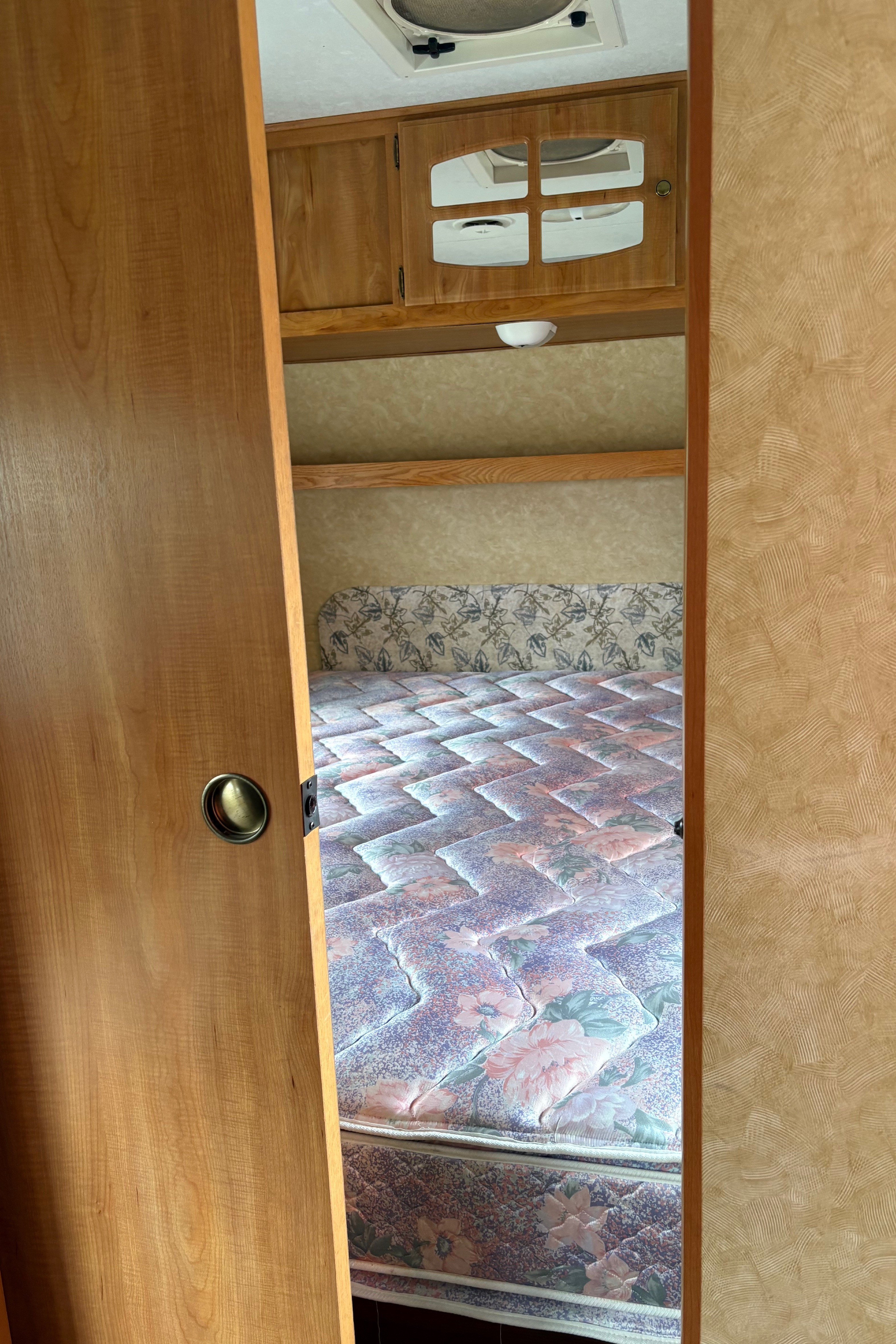 L and K’s Starcraft Travelstar Travel Trailer