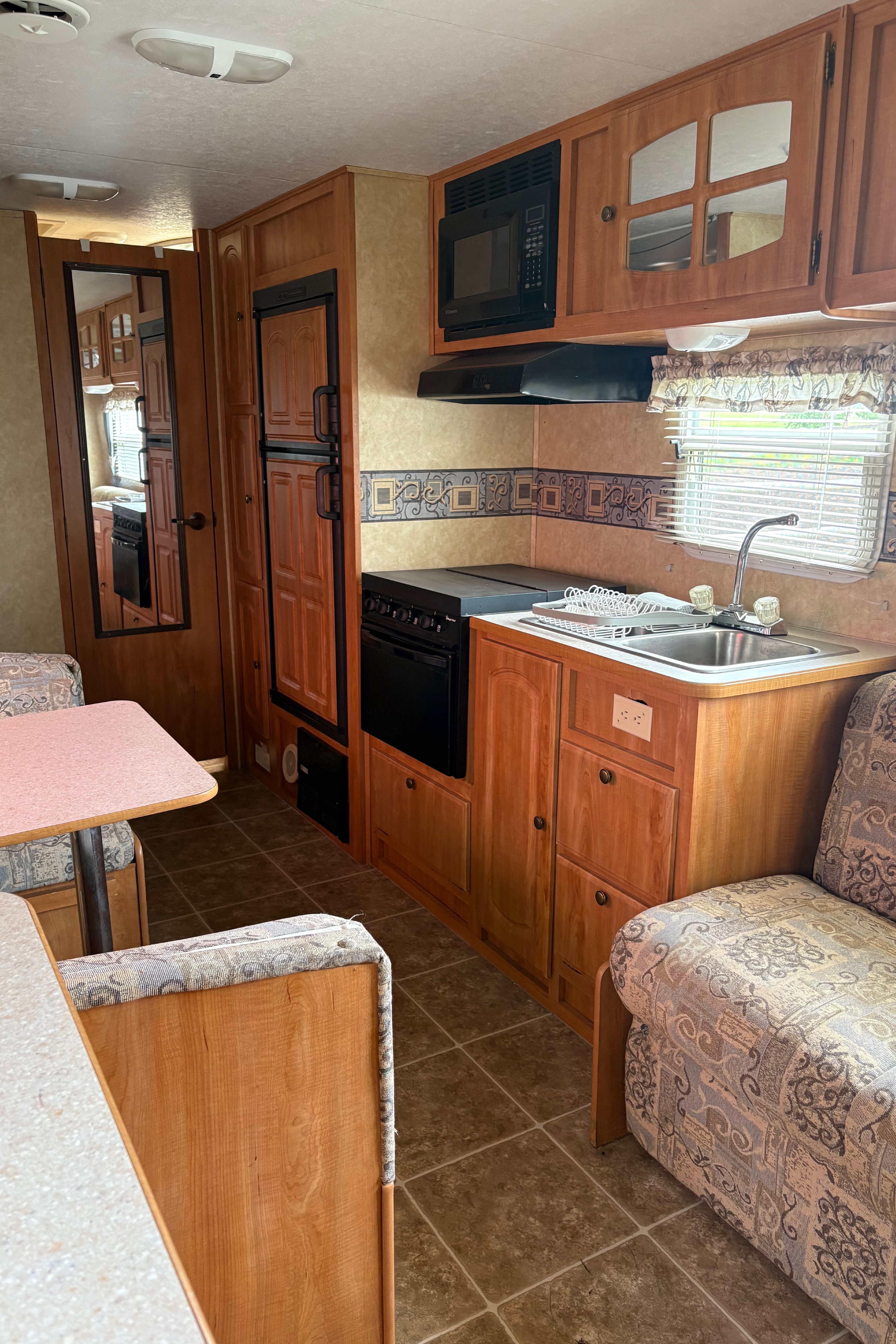 L and K’s Starcraft Travelstar Travel Trailer
