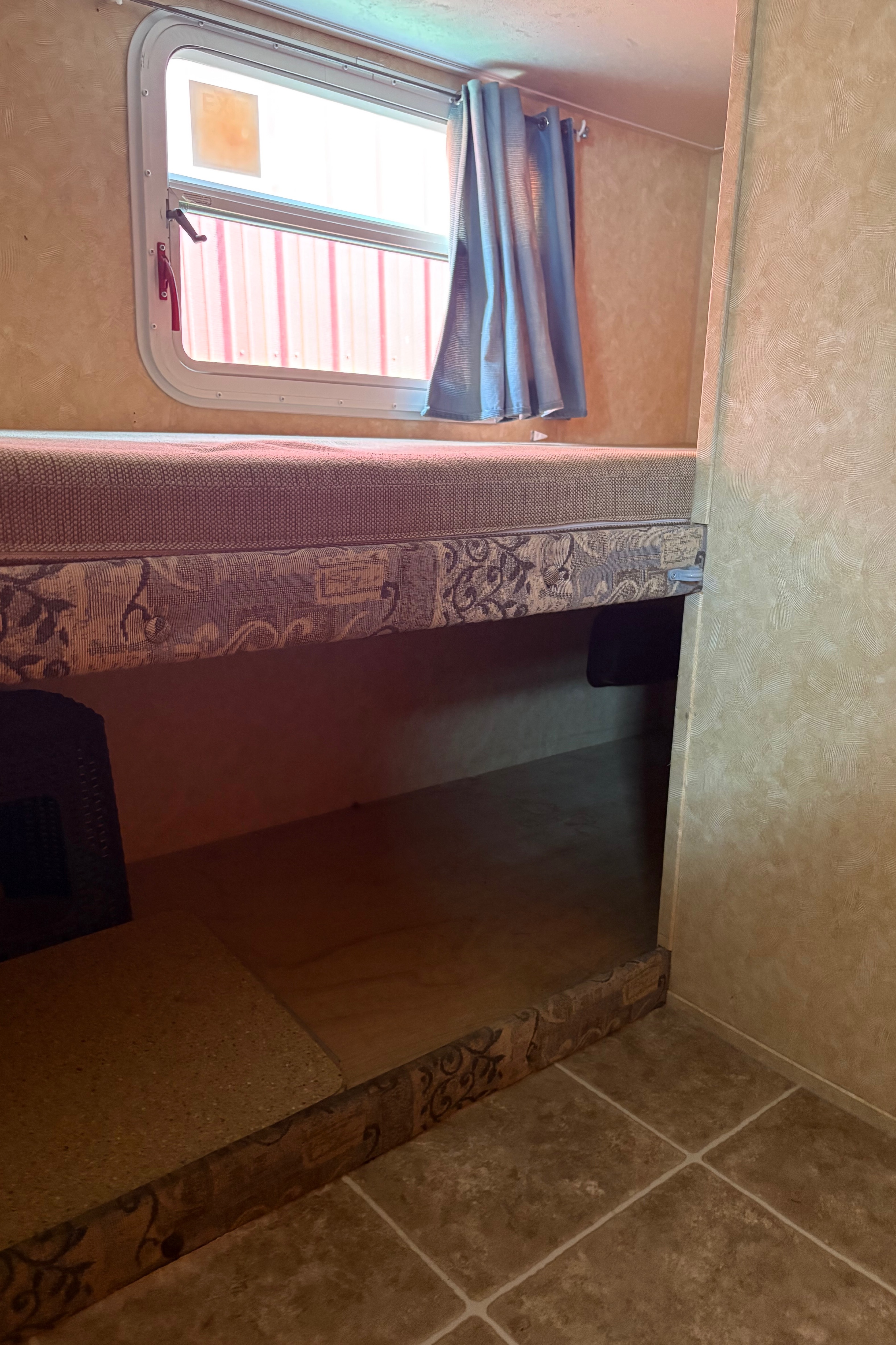 L and K’s Starcraft Travelstar Travel Trailer