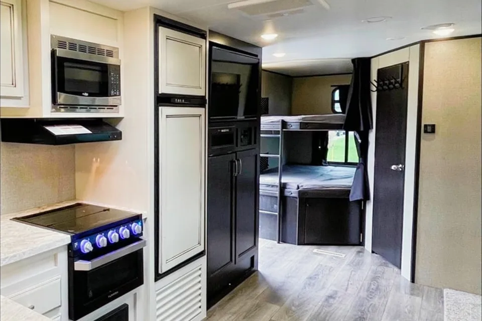 “Tito the Trailer” Jayco Jay flight 28bhs Trav Trailer