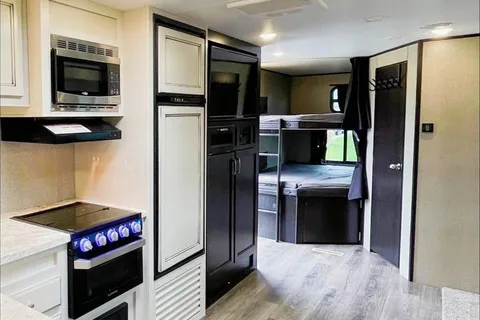 “Tito the Trailer” Jayco Jay flight 28bhs Trav Trailer