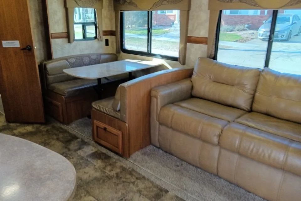 LADY SUNSET TRAIL Travel Trailer