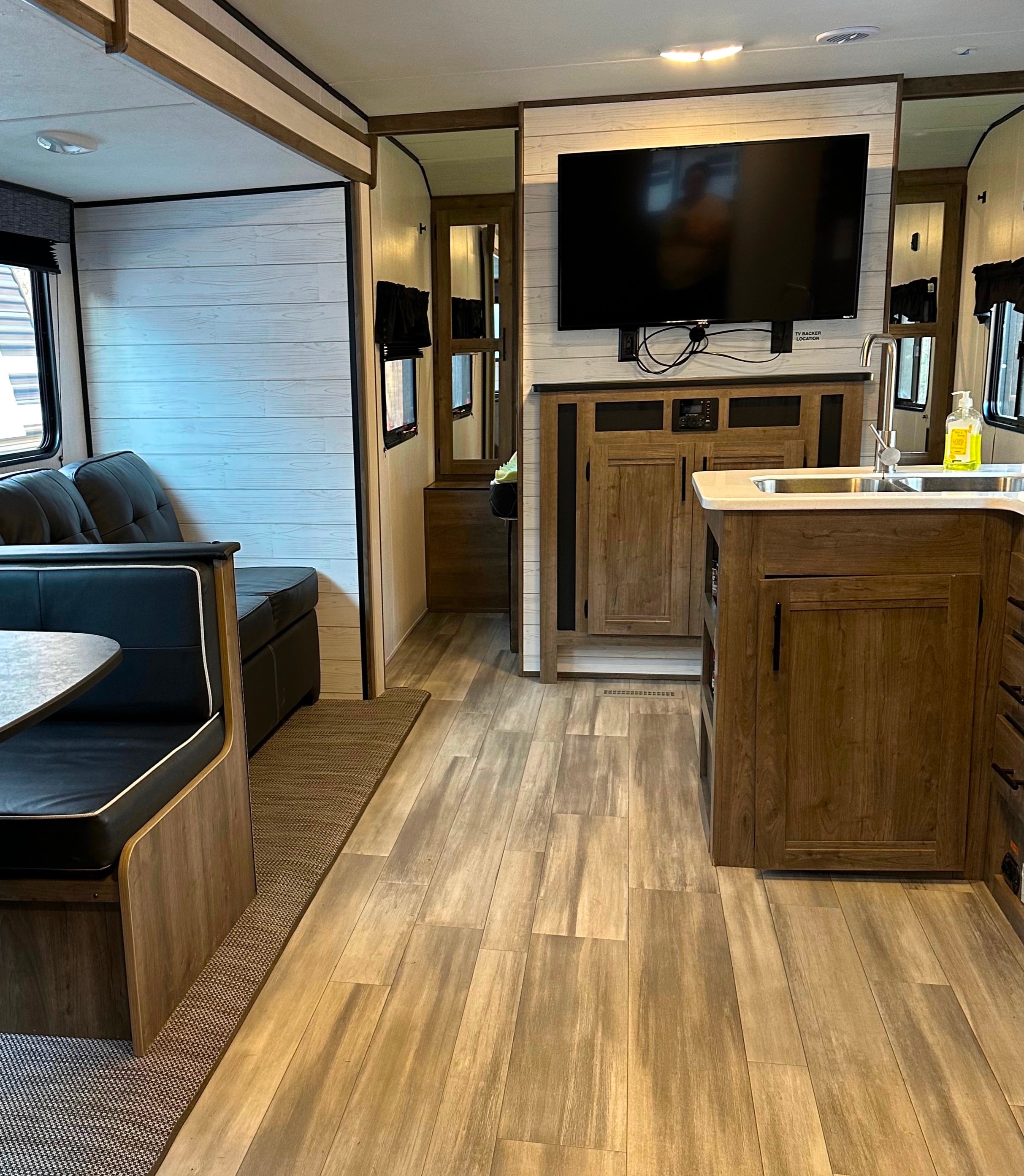 Heartland Pioneer Ds320 Travel Trailer