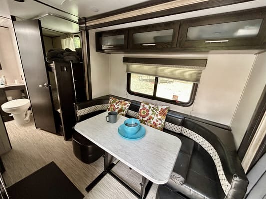 RV Rentals Near You | Updated May 2026 | RVezy
