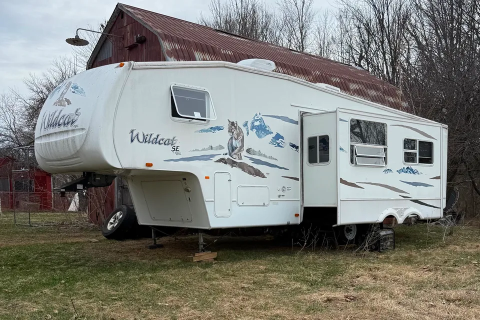 Forest River Wild Cat Fifth Wheel