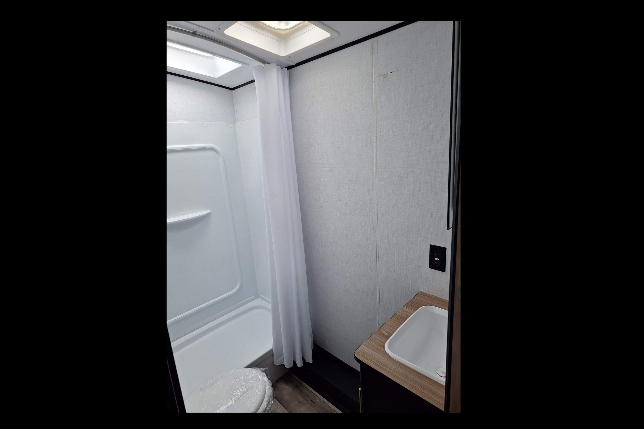 Keystone 260tbwe Travel Trailer